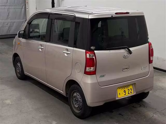 DAIHATSU TANTO EXE