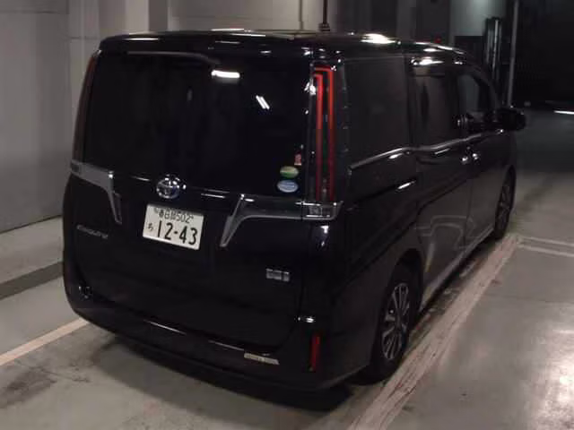 TOYOTA ESQUIRE