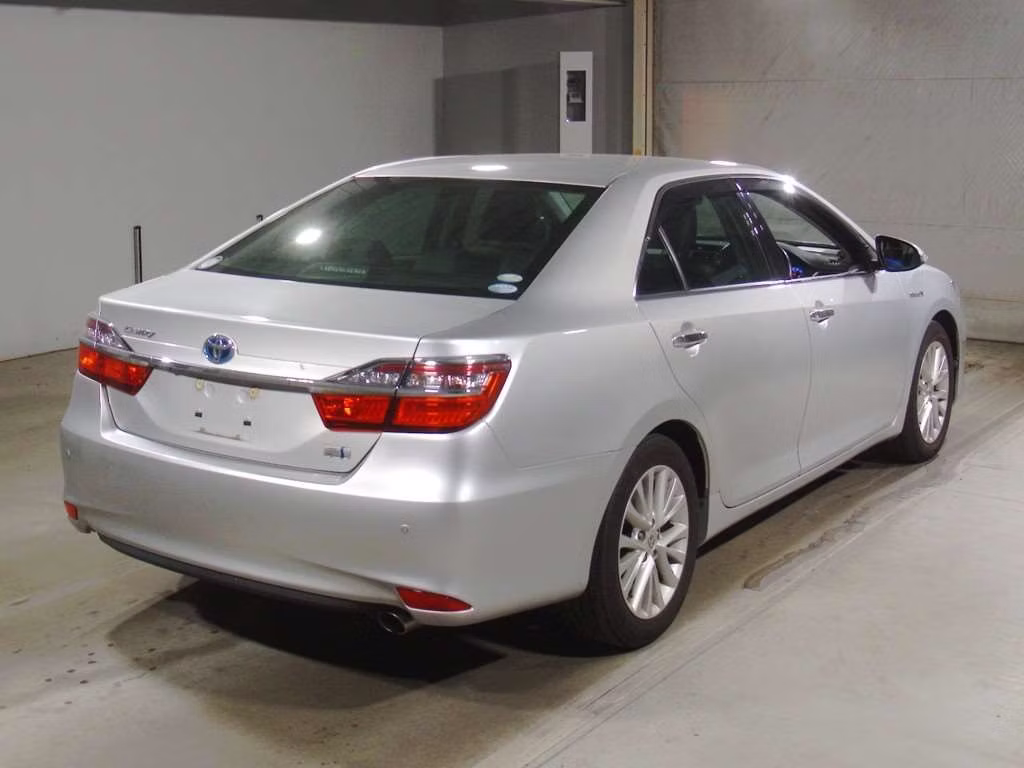 TOYOTA CAMRY
