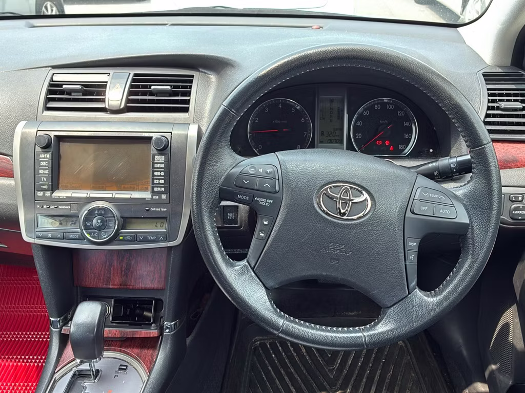TOYOTA PREMIO