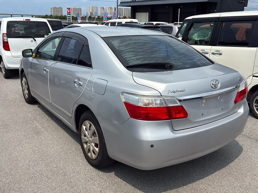 TOYOTA PREMIO