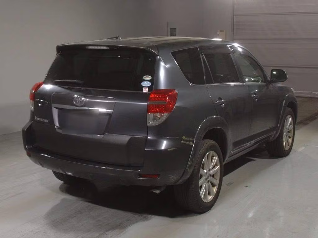 TOYOTA VANGUARD