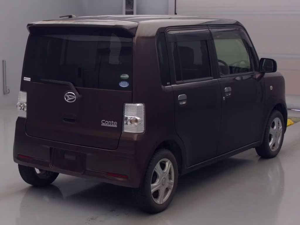 DAIHATSU MOVE CONTE