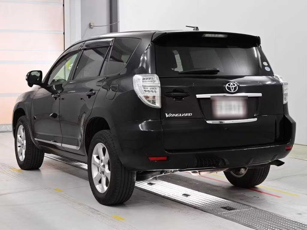 TOYOTA VANGUARD