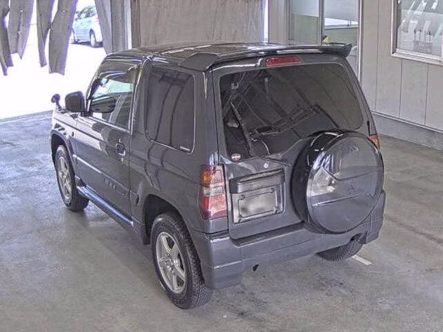 MITSUBISHI PAJERO MINI