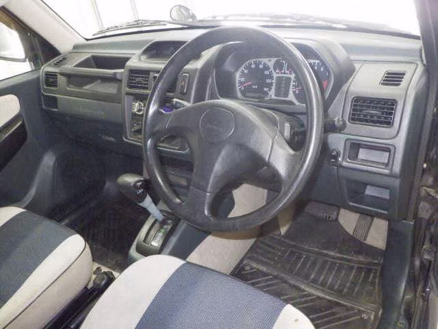 MITSUBISHI PAJERO MINI