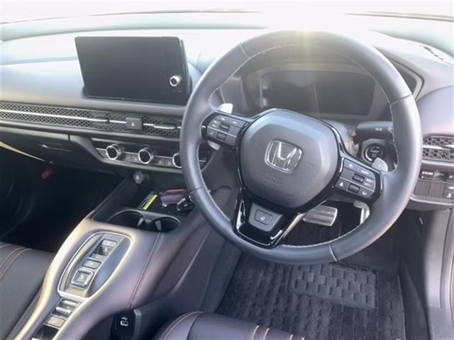 HONDA ZR-V