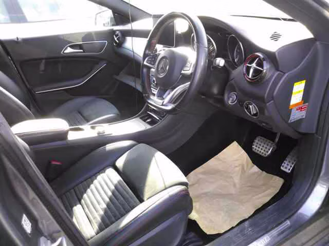 MERCEDES-BENZ CLA-CLASS