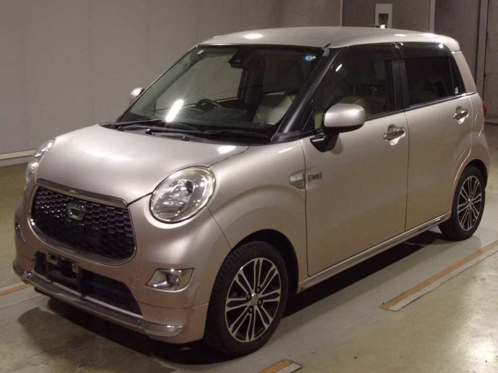DAIHATSU CAST