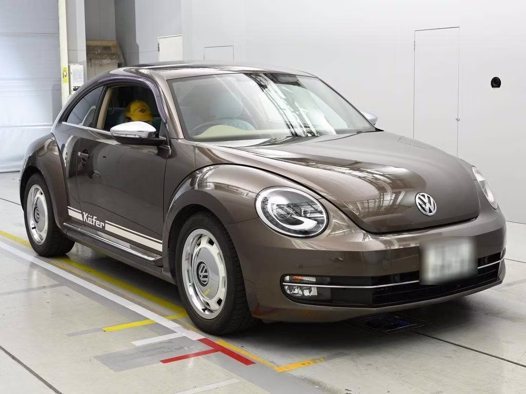 VOLKSWAGEN BEETLE