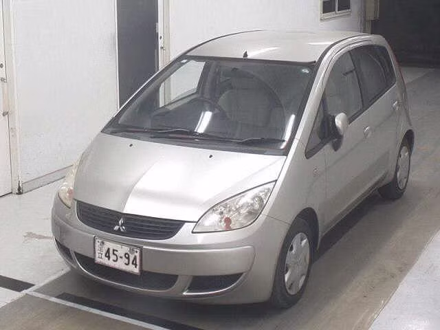 MITSUBISHI COLT