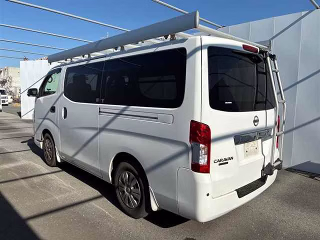 NISSAN NV350 CARAVAN