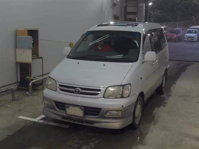 TOYOTA TOWN ACE NOAH