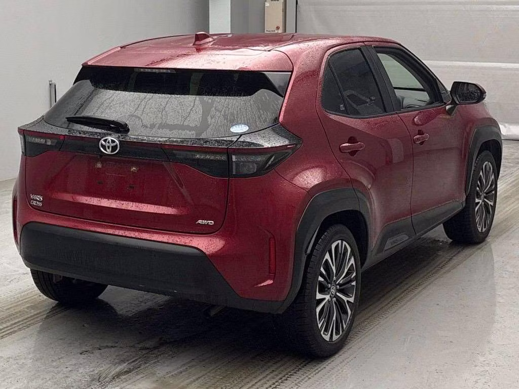 TOYOTA YARIS CROSS