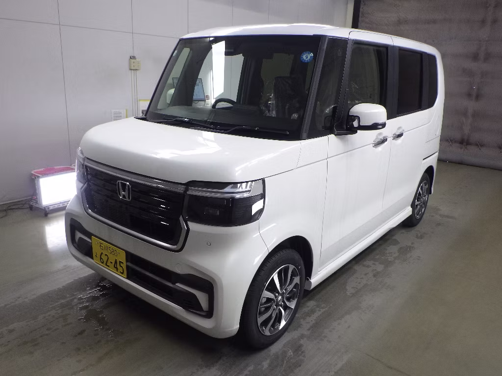 HONDA N-BOX
