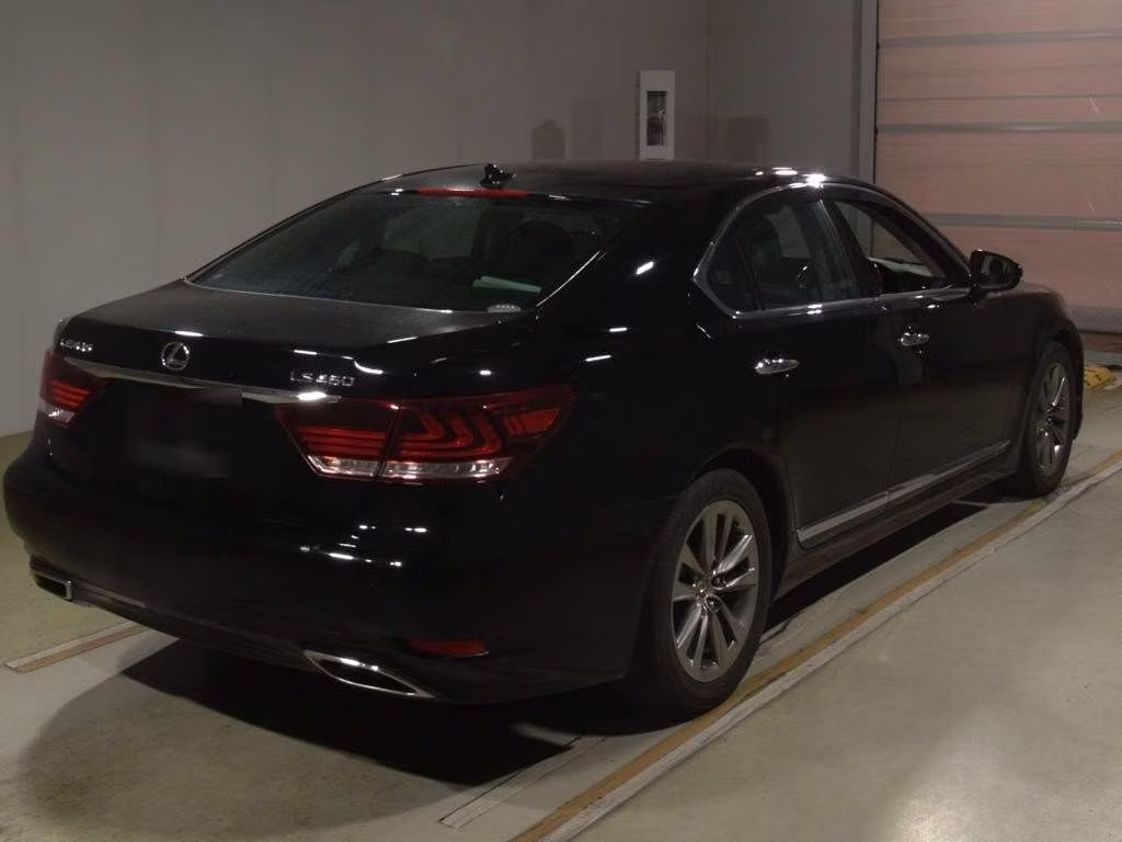 LEXUS LS460