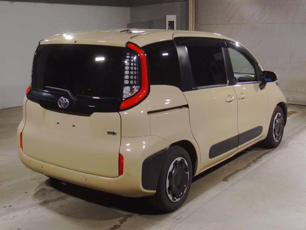 TOYOTA SIENTA