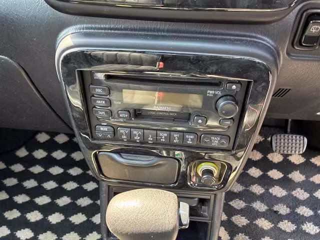 DAIHATSU MIRA GINO