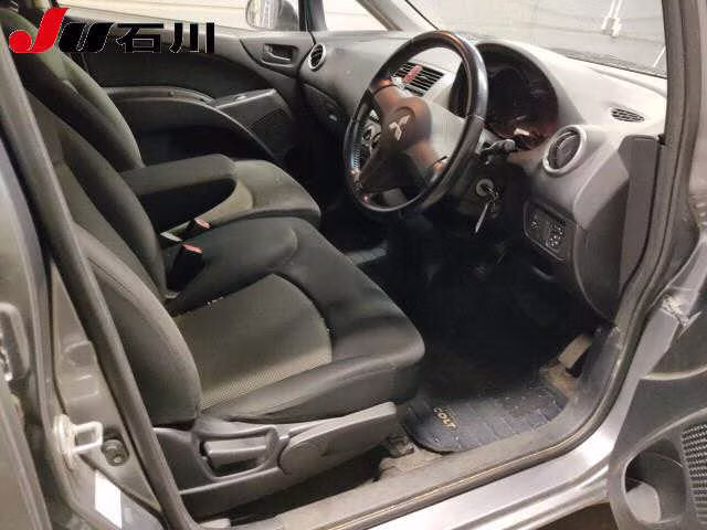 MITSUBISHI COLT PLUS