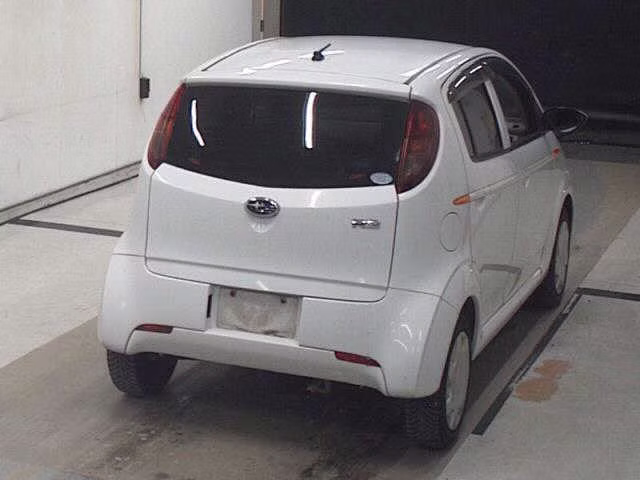 SUBARU R2