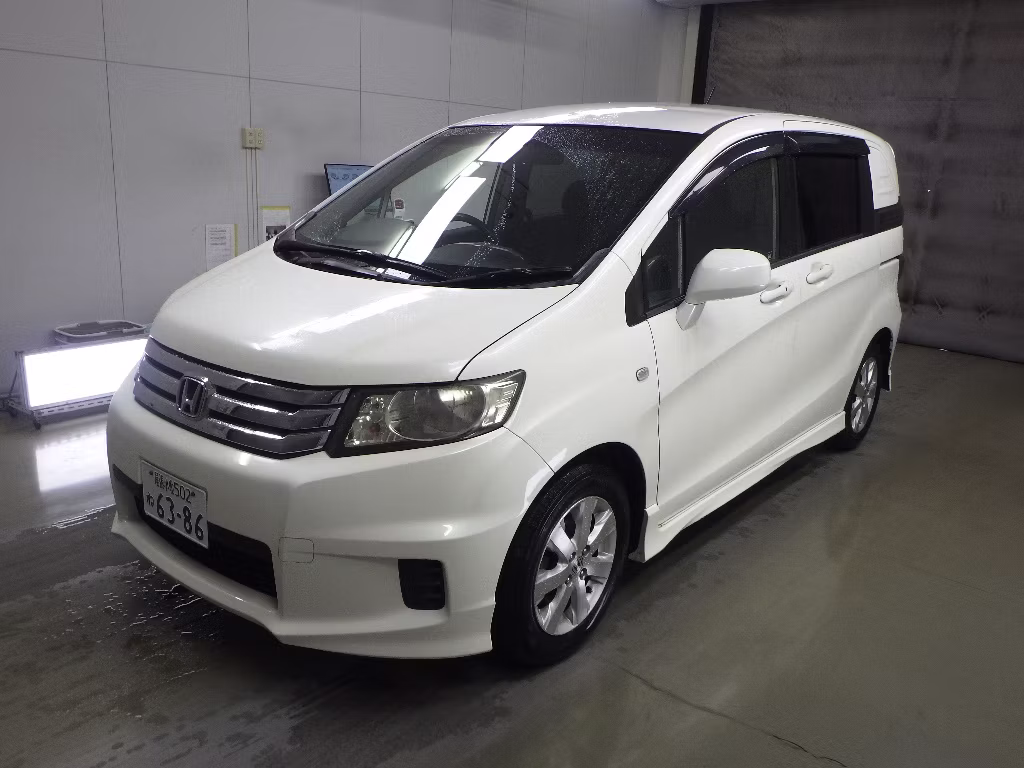 HONDA FREED SPIKE