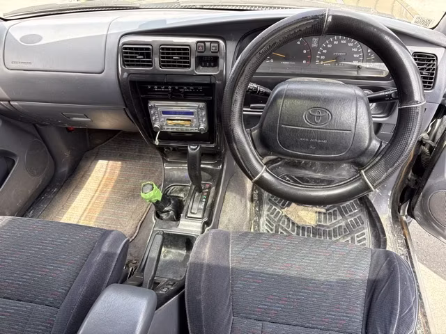 TOYOTA HILUX SURF