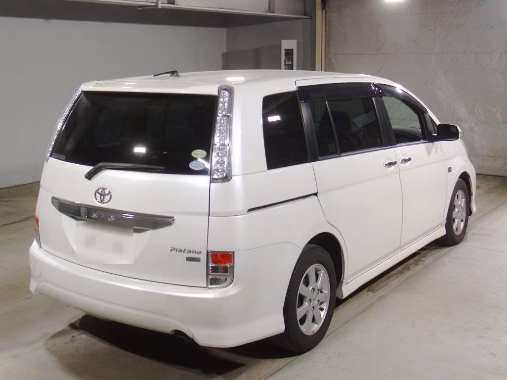 TOYOTA ISIS