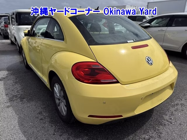 VOLKSWAGEN BEETLE