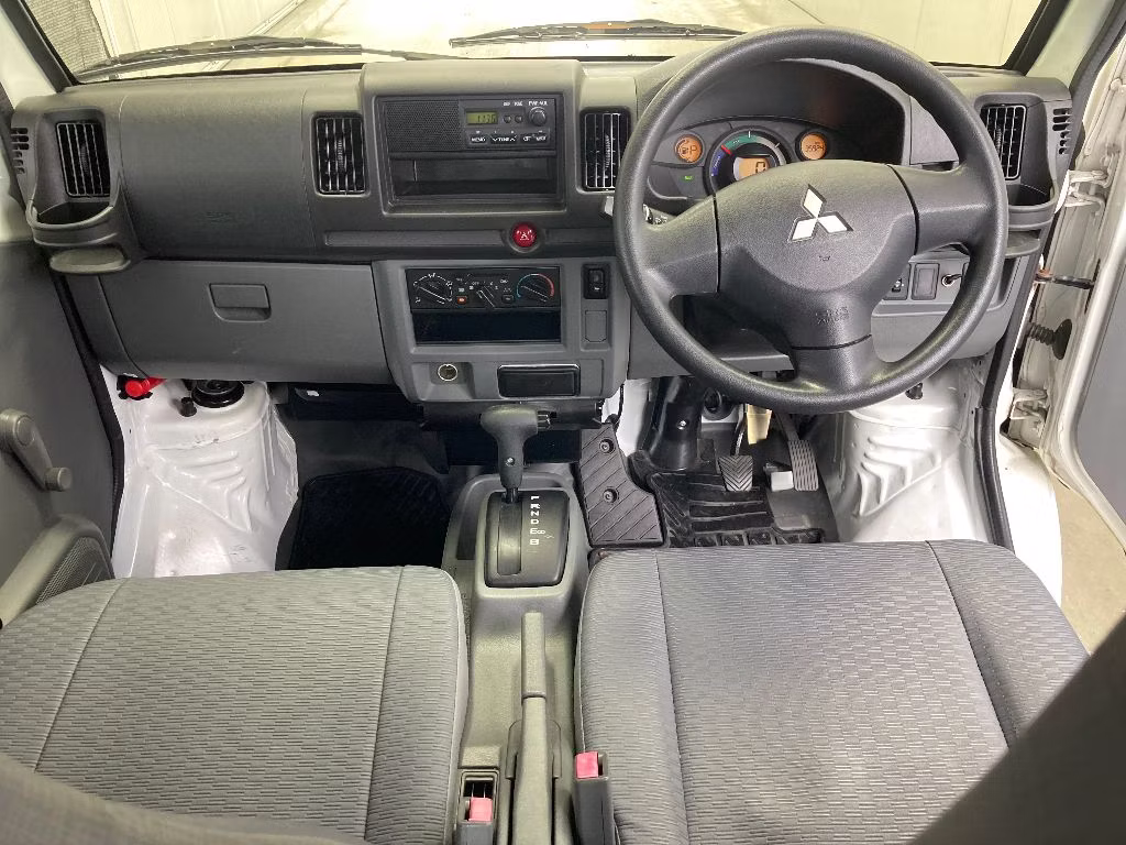 MITSUBISHI MINICAB MIEV