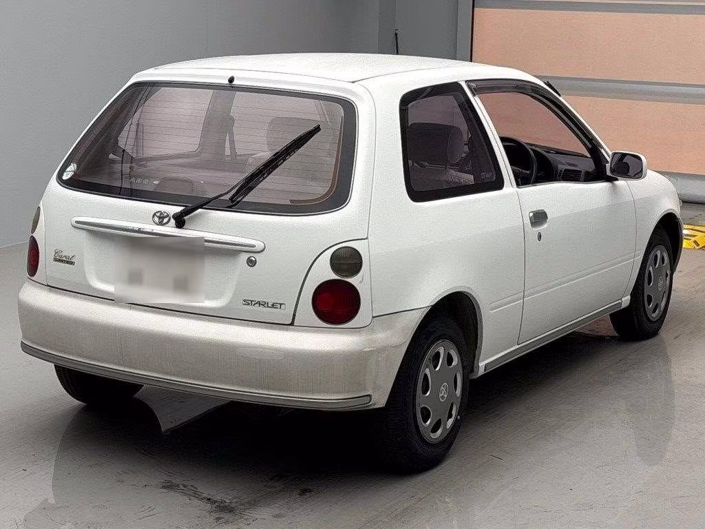 TOYOTA STARLET