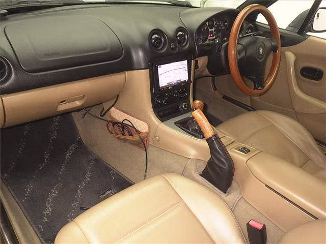 MAZDA ROADSTER