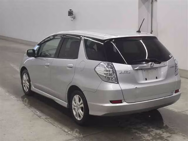 HONDA FIT SHUTTLE