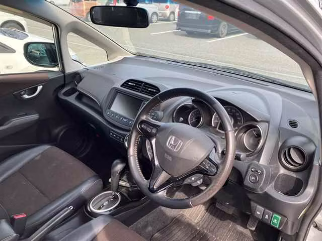 HONDA FIT SHUTTLE