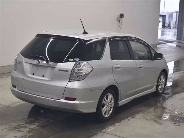 HONDA FIT SHUTTLE