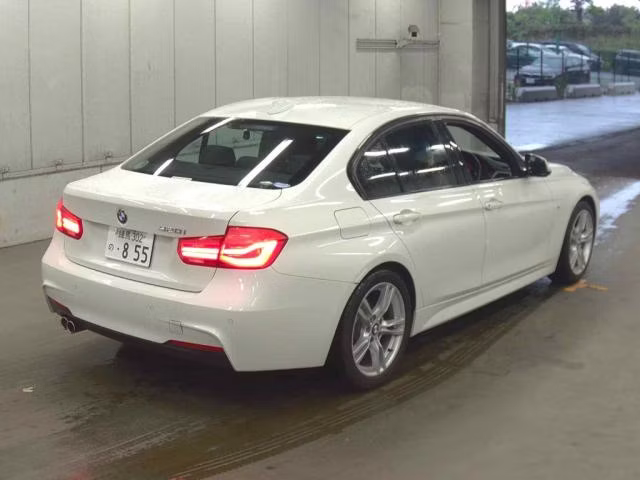 BMW 3-SERIES