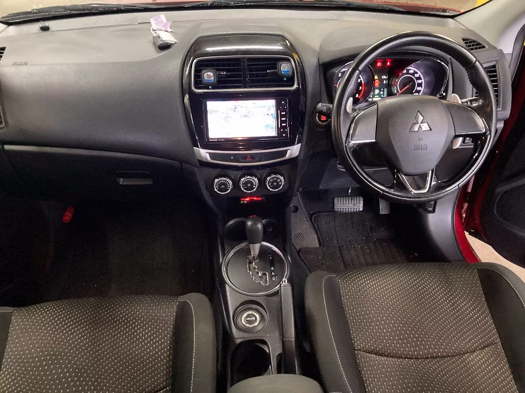 MITSUBISHI RVR
