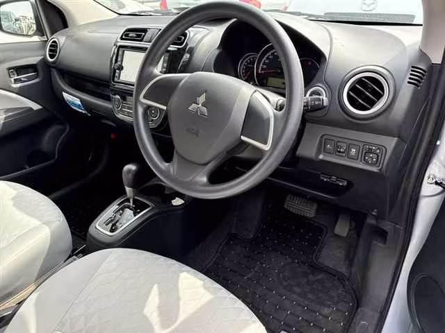 MITSUBISHI MIRAGE