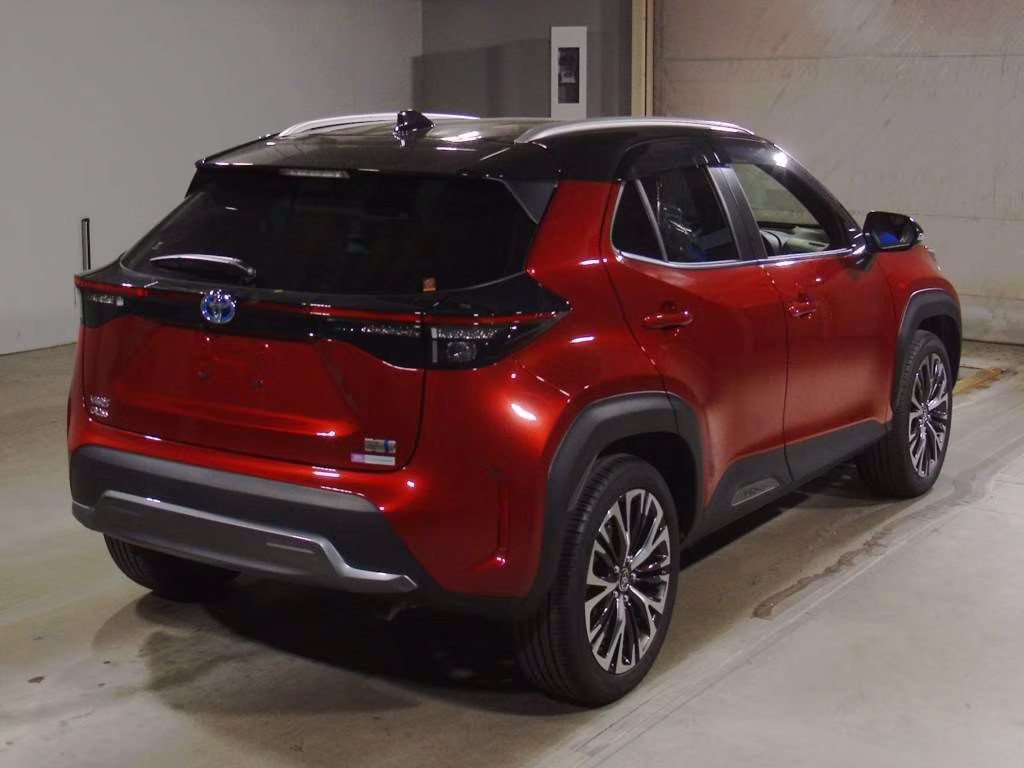 TOYOTA YARIS CROSS