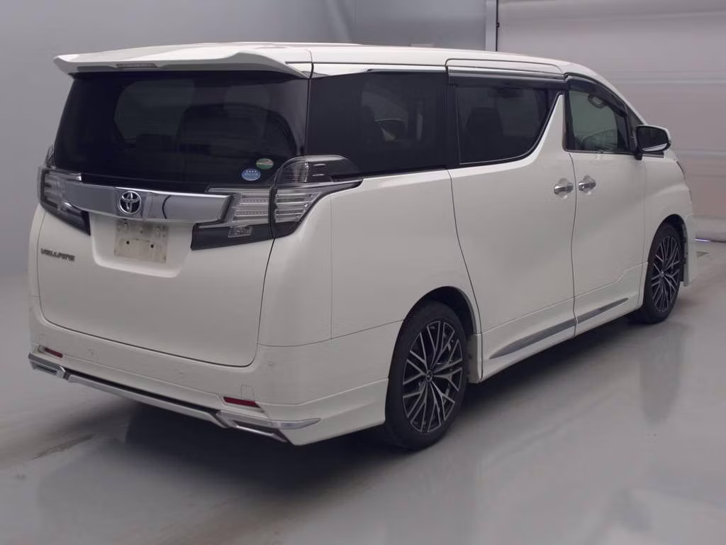 TOYOTA VELLFIRE