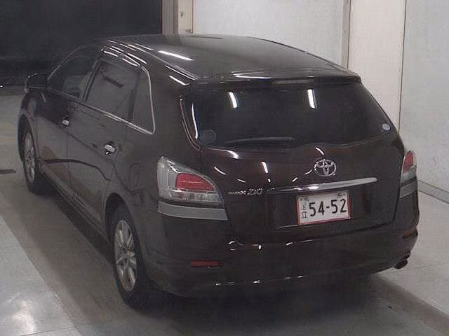 TOYOTA MARK X ZIO