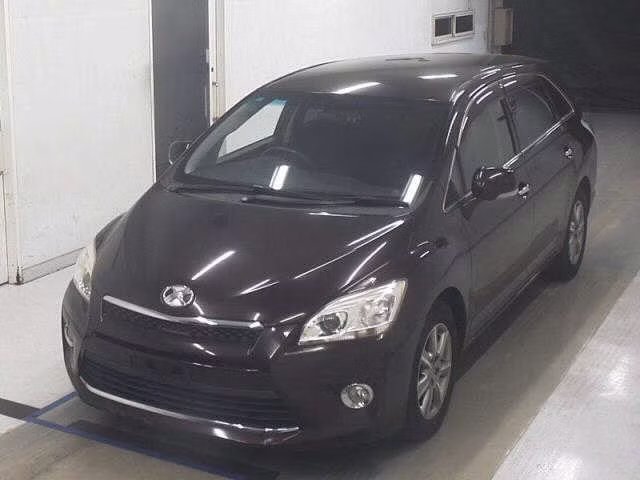 TOYOTA MARK X ZIO