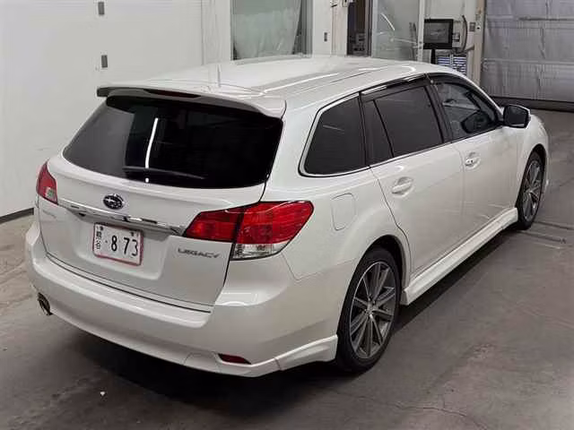 SUBARU LEGACY