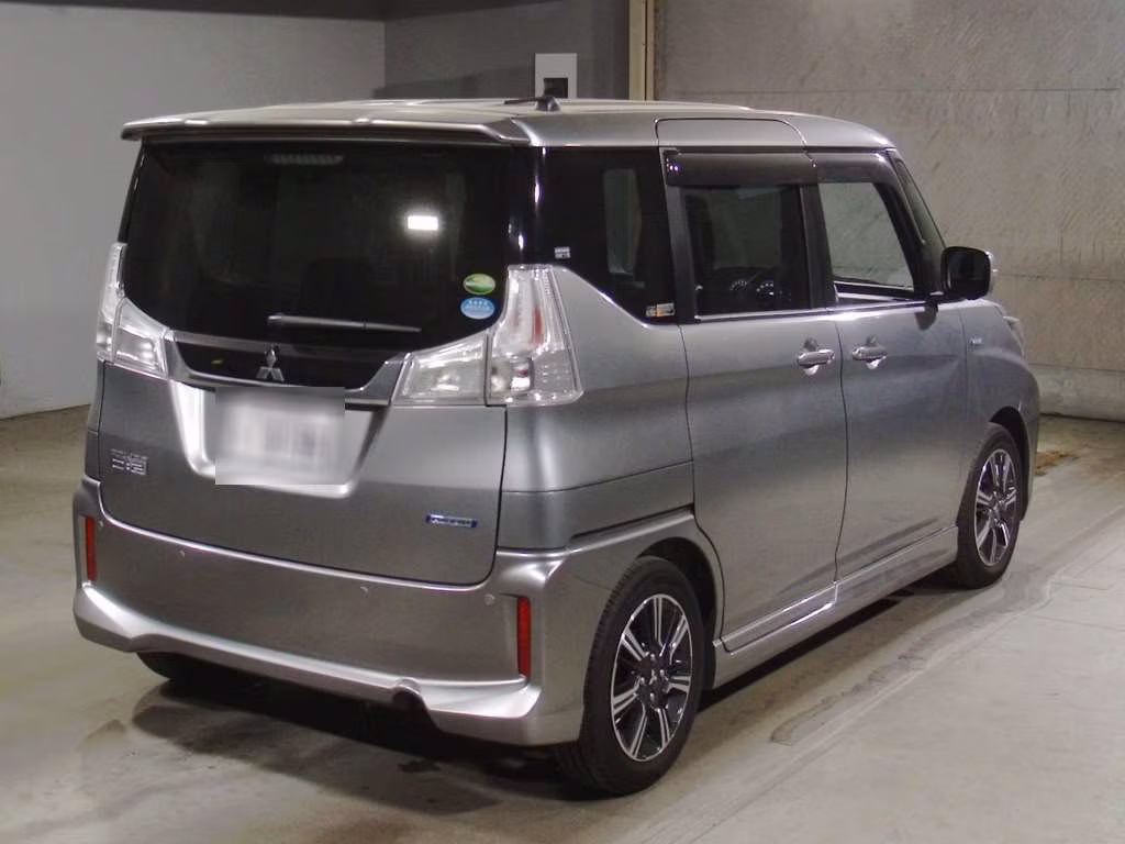 MITSUBISHI DELICA D:2