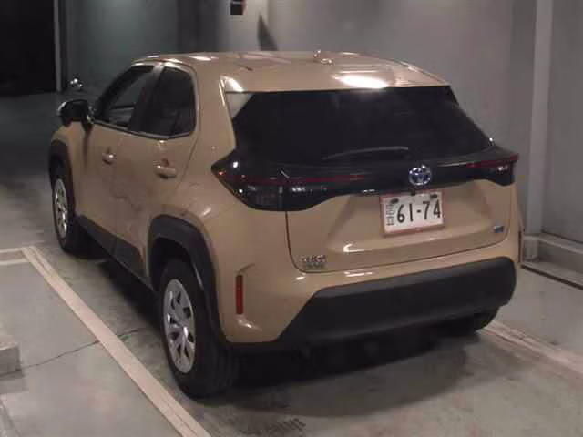 TOYOTA YARIS CROSS