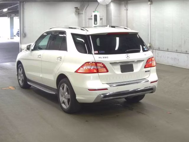 MERCEDES-BENZ M-CLASS