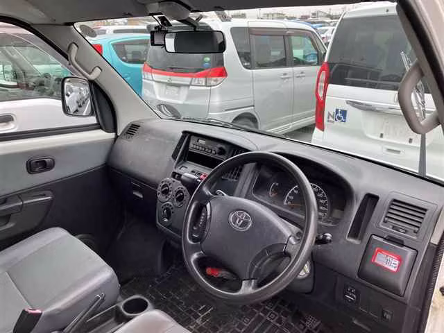 TOYOTA LITE ACE