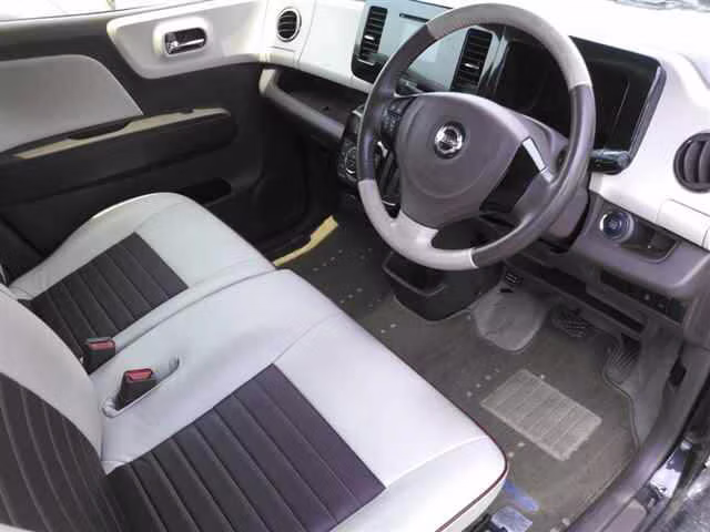 NISSAN MOCO
