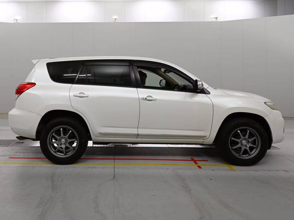 TOYOTA VANGUARD