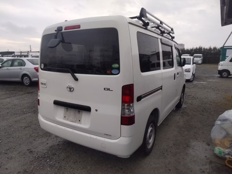 TOYOTA TOWN ACE