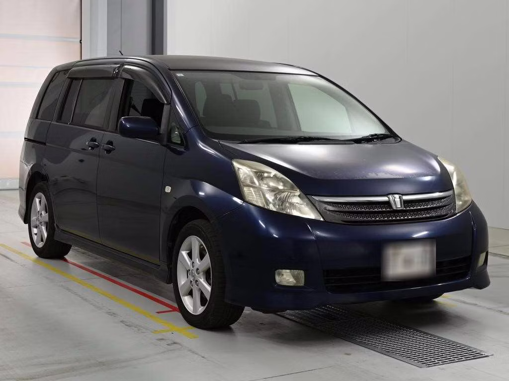 TOYOTA ISIS